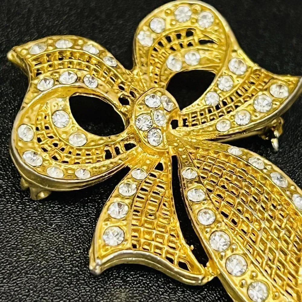Vintage rhinestone crystal